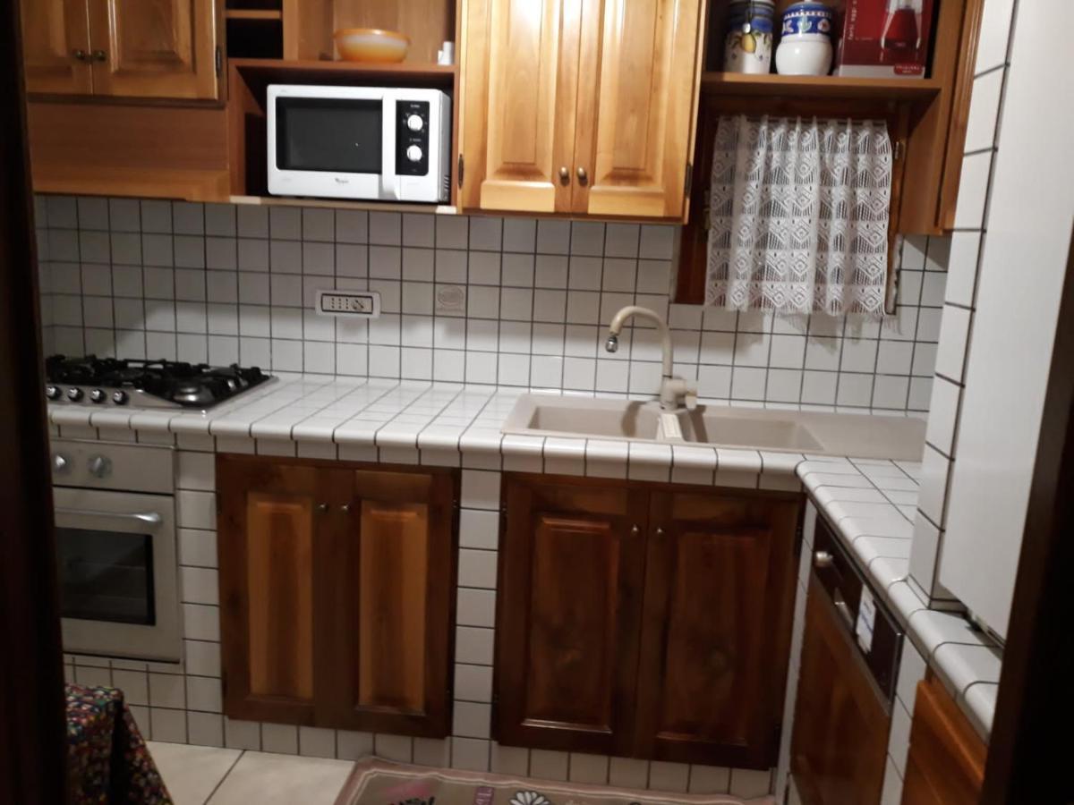 Appartamento Con Parcheggio Pubblico Sotto Casa Saint-Vincent Εξωτερικό φωτογραφία