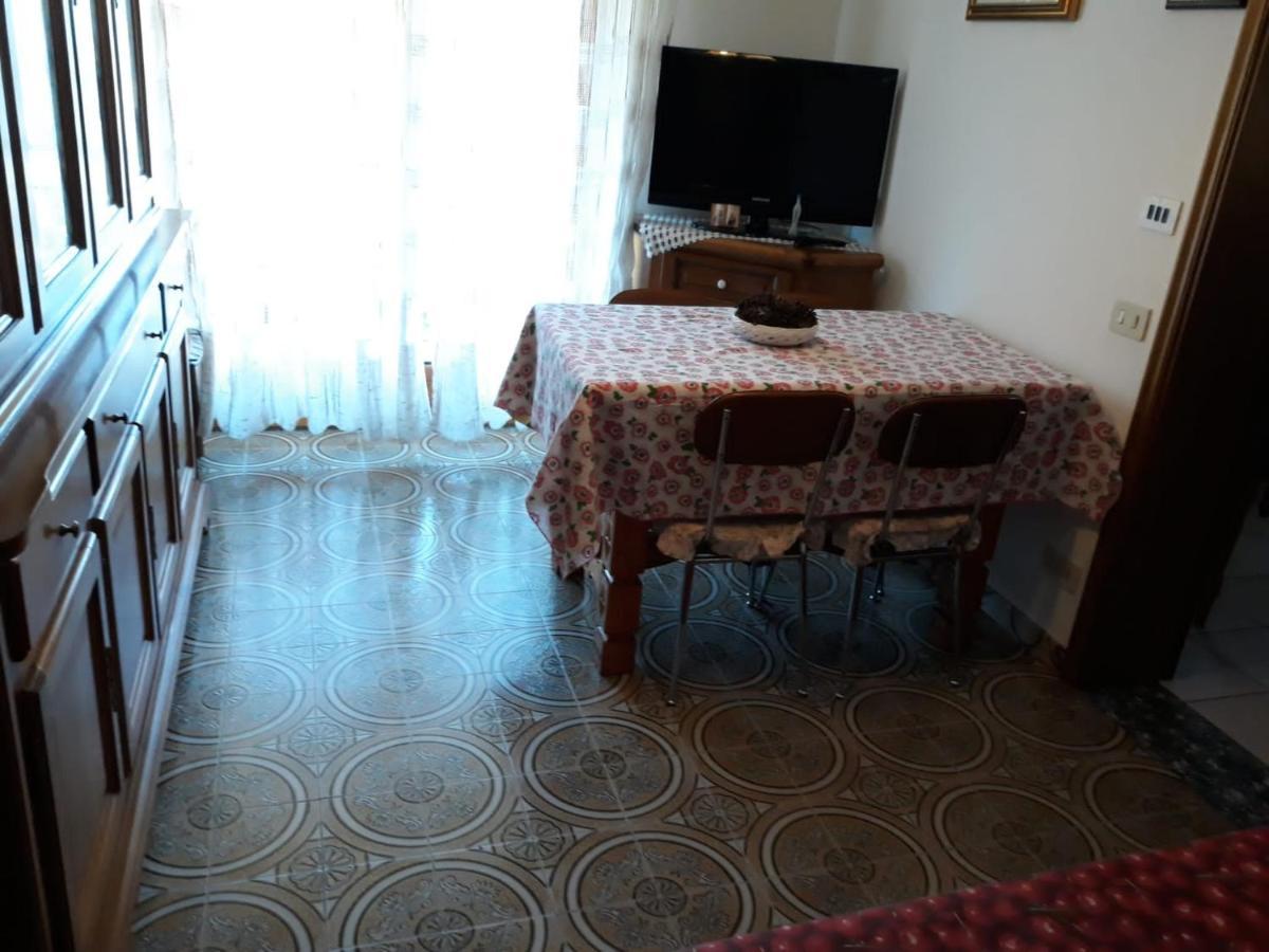 Appartamento Con Parcheggio Pubblico Sotto Casa Saint-Vincent Εξωτερικό φωτογραφία